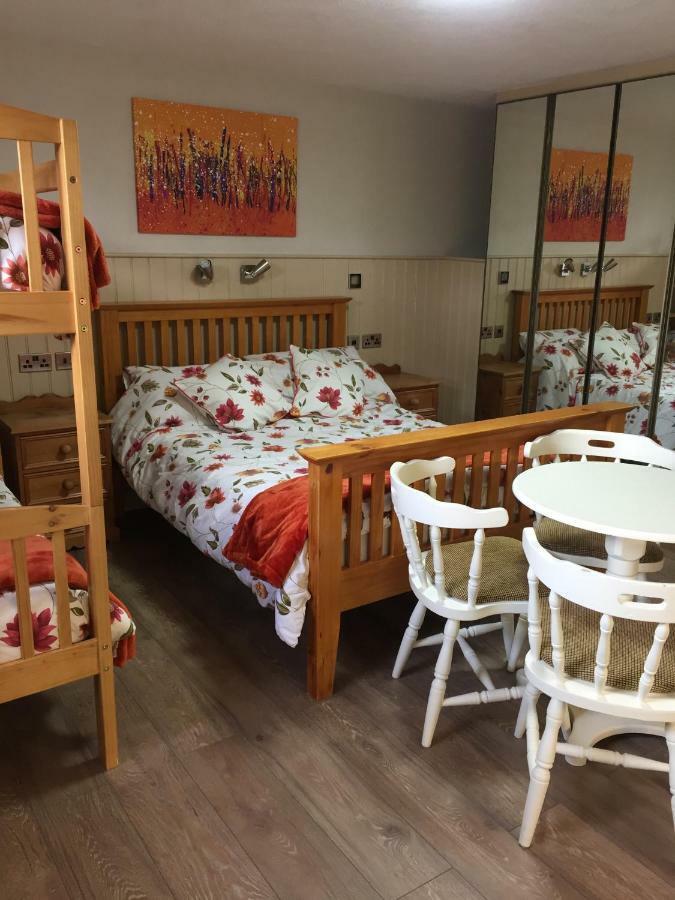 Mill Cottages Kesh ภายนอก รูปภาพ